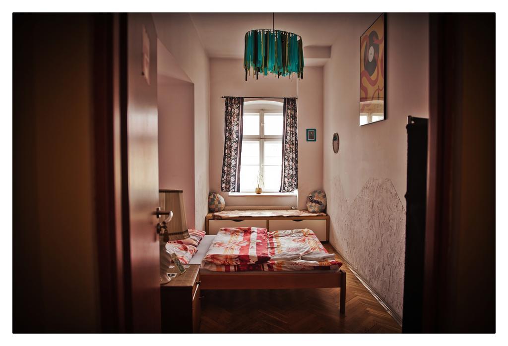 Hostel Bemma - Ozonowane Pokoje Wrocław Buitenkant foto