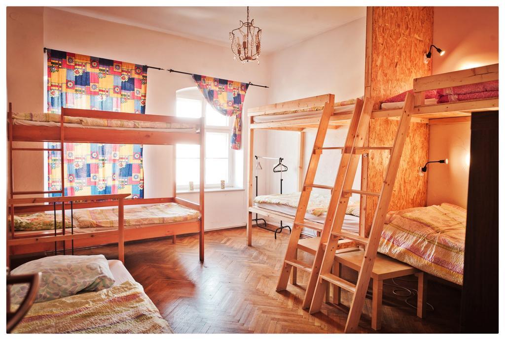 Hostel Bemma - Ozonowane Pokoje Wrocław Buitenkant foto