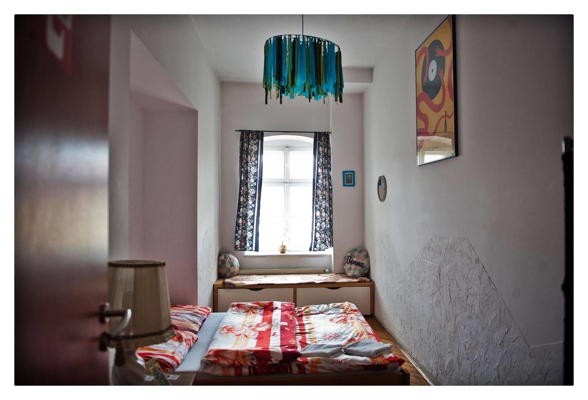 Hostel Bemma - Ozonowane Pokoje Wrocław Buitenkant foto